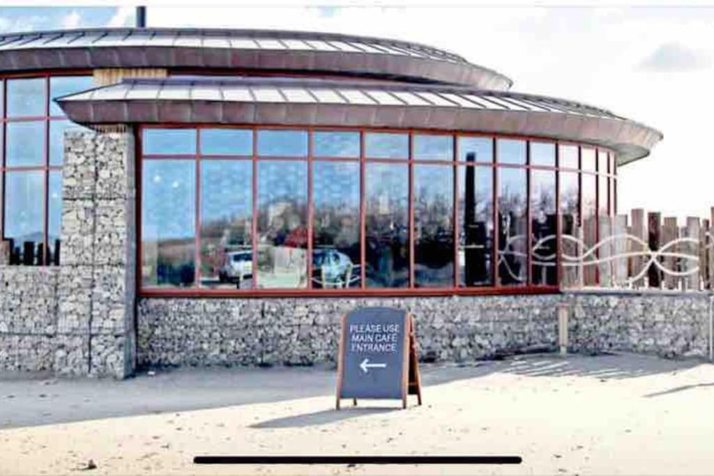 The Sails Villa East Wittering Dış mekan fotoğraf