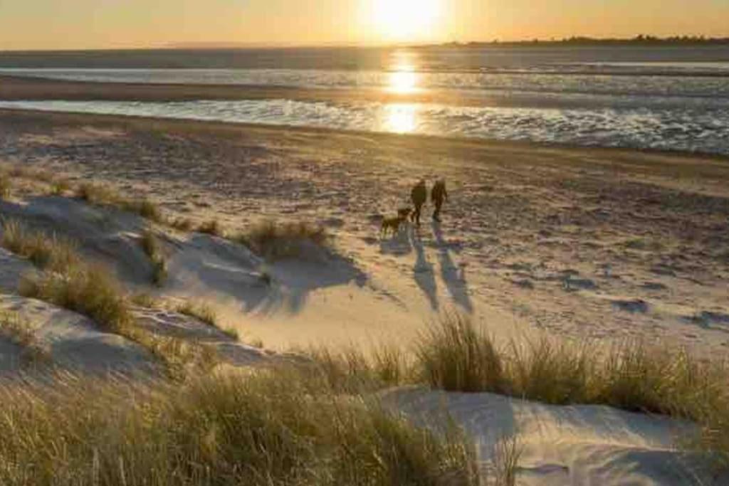 The Sails Villa East Wittering Dış mekan fotoğraf